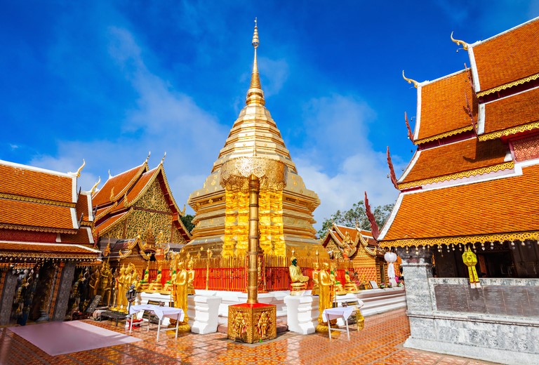 星動清邁◆湄登大象園.秘境天使瀑布.泰服體驗.雙龍寺.泰北芬多精之旅5日恴藍白廟.雙夜市4日、溫泉饗宴